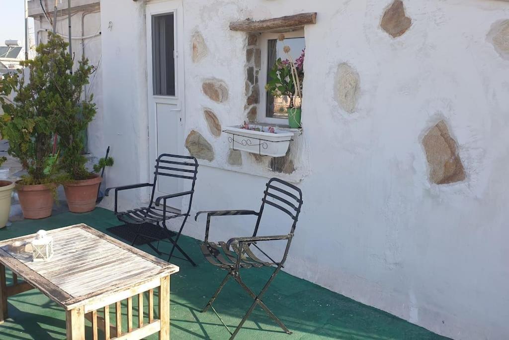 Καλινοβου 1 Κευελπιδων Πεδιον Αρεωσ Apartment Athens Exterior photo
